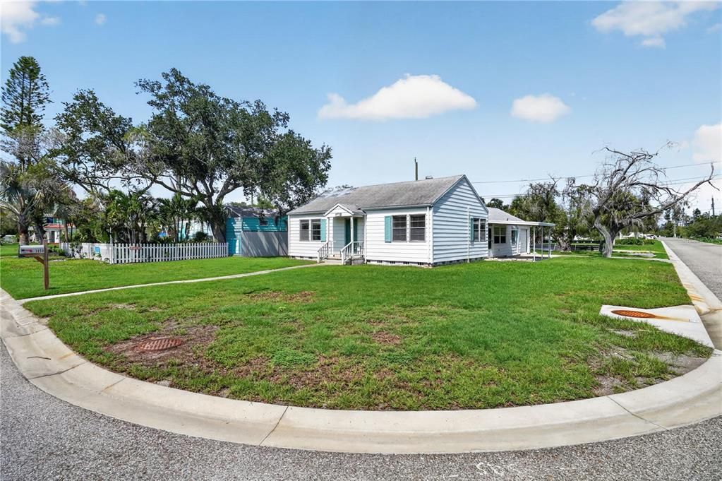 Activo con contrato: $270,000 (2 camas, 1 baños, 1176 Pies cuadrados)