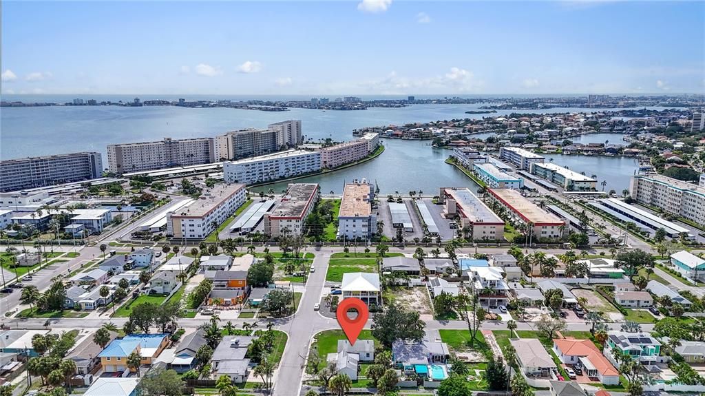 Activo con contrato: $270,000 (2 camas, 1 baños, 1176 Pies cuadrados)