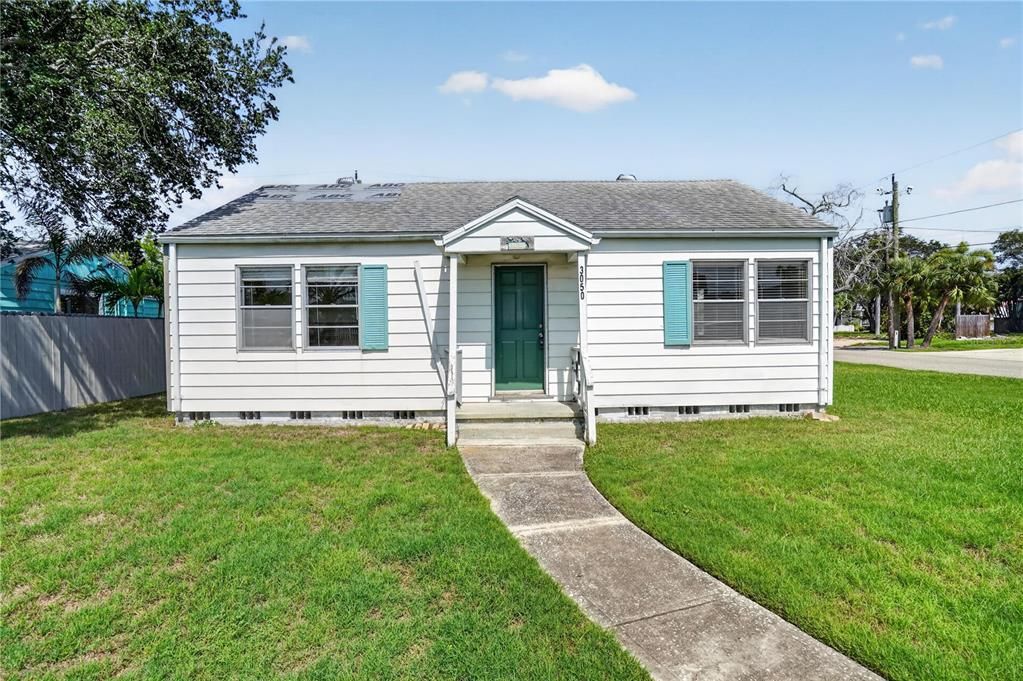 Activo con contrato: $270,000 (2 camas, 1 baños, 1176 Pies cuadrados)