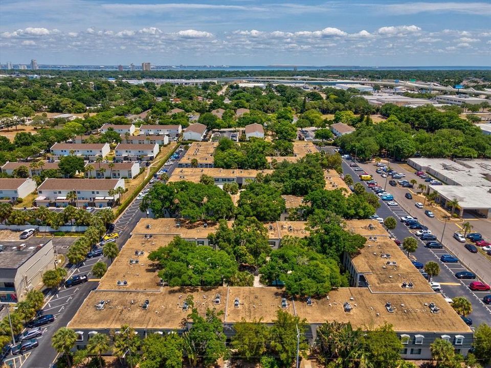 На продажу: $185,000 (1 спален, 1 ванн, 760 Квадратных фут)