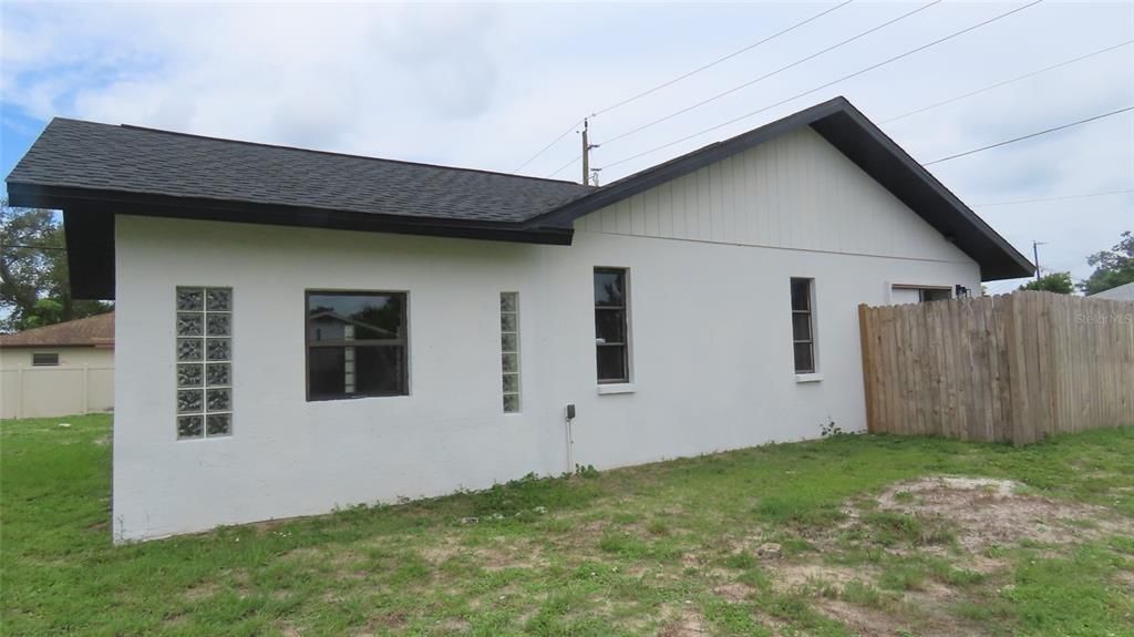 En Venta: $309,900 (2 camas, 2 baños, 1530 Pies cuadrados)