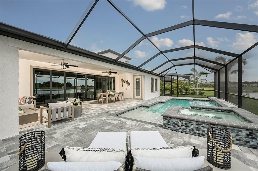 En Venta: $1,099,990 (4 camas, 4 baños, 3198 Pies cuadrados)