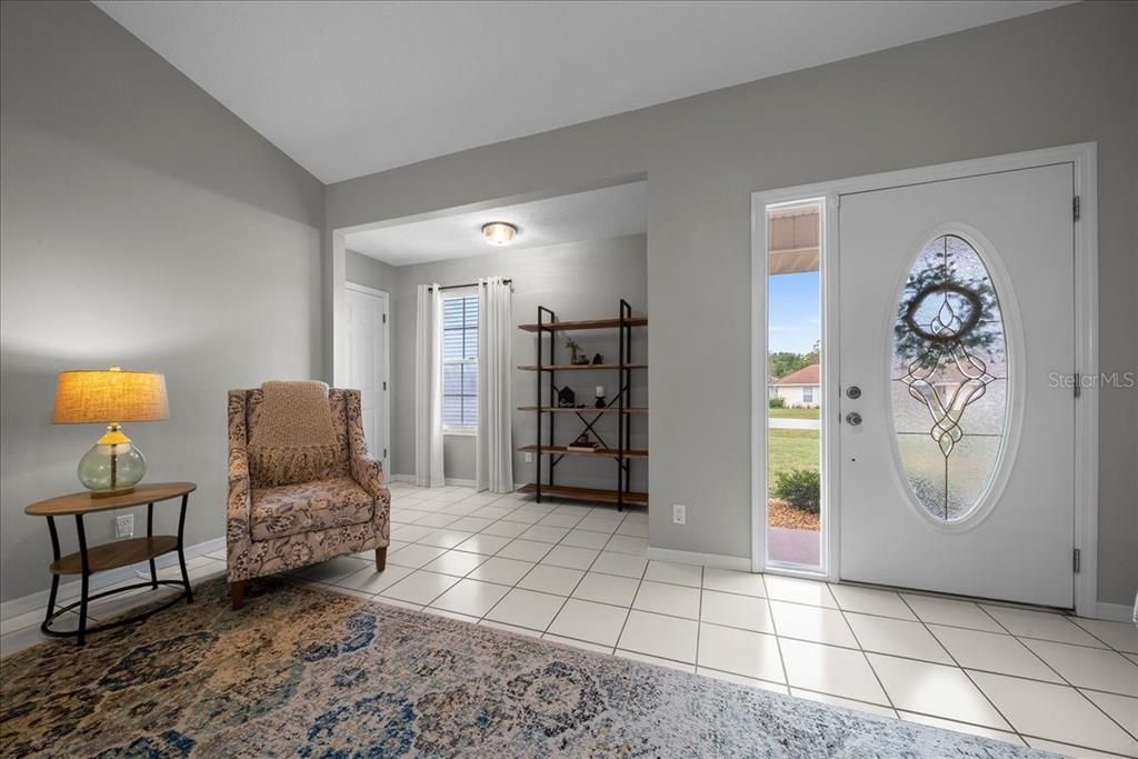 For Sale: $229,900 (3 beds, 2 baths, 1524 Square Feet)