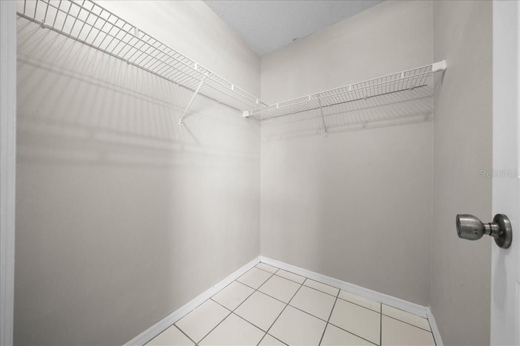 For Sale: $229,900 (3 beds, 2 baths, 1524 Square Feet)