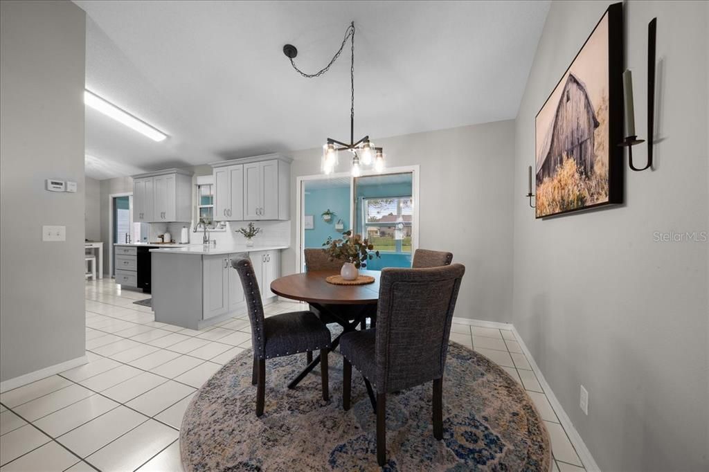 For Sale: $229,900 (3 beds, 2 baths, 1524 Square Feet)