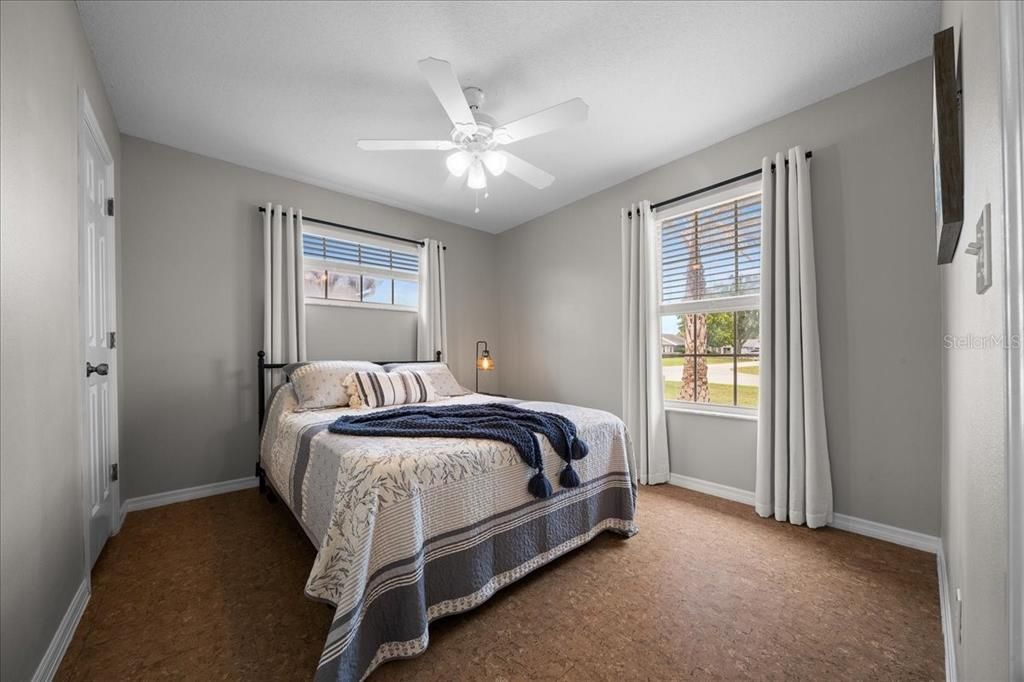For Sale: $229,900 (3 beds, 2 baths, 1524 Square Feet)