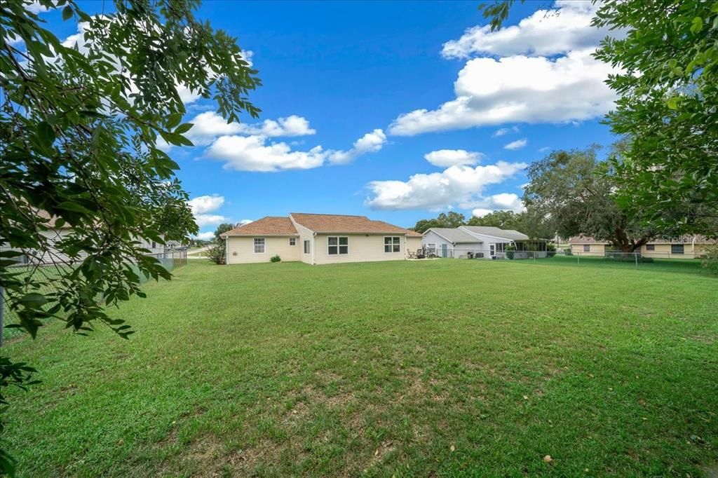 For Sale: $229,900 (3 beds, 2 baths, 1524 Square Feet)