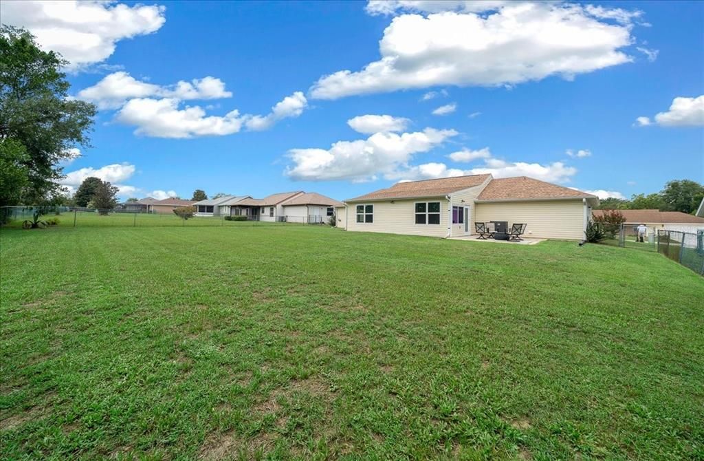 For Sale: $229,900 (3 beds, 2 baths, 1524 Square Feet)