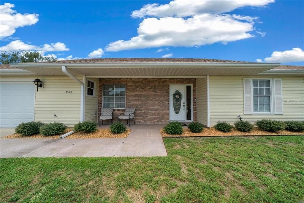 For Sale: $229,900 (3 beds, 2 baths, 1524 Square Feet)