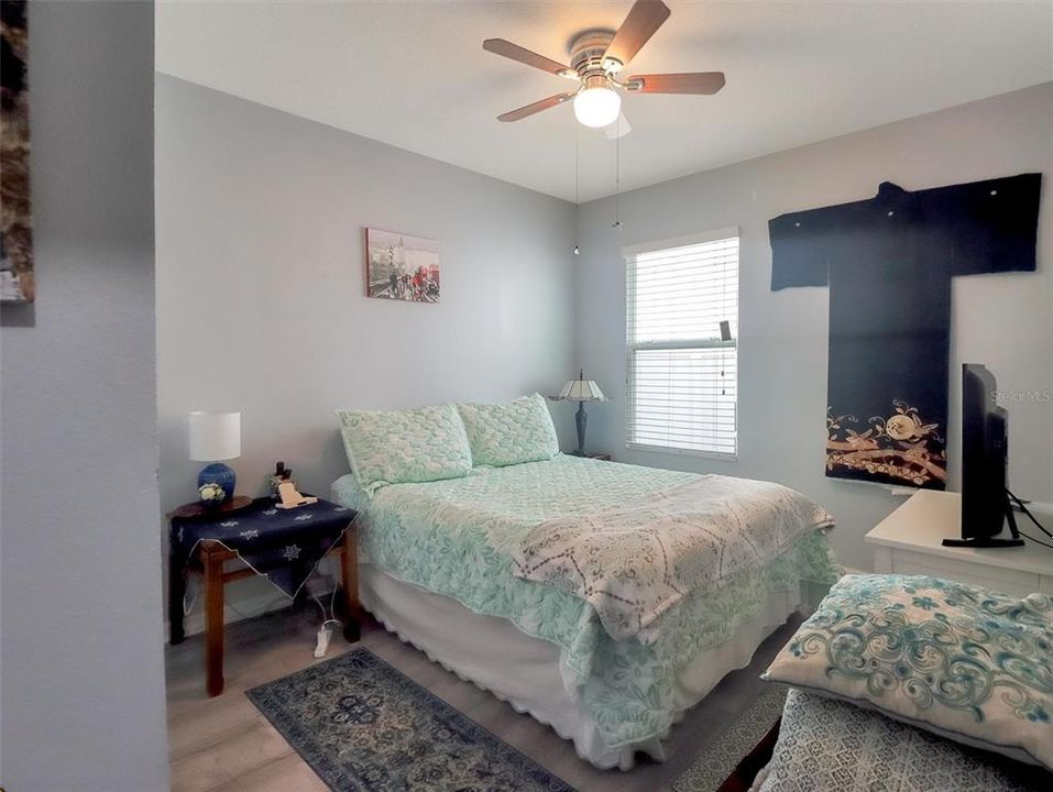 For Sale: $310,000 (3 beds, 2 baths, 1435 Square Feet)