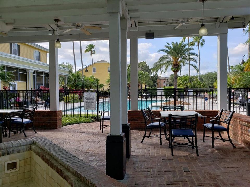 For Rent: $2,200 (3 beds, 2 baths, 1465 Square Feet)