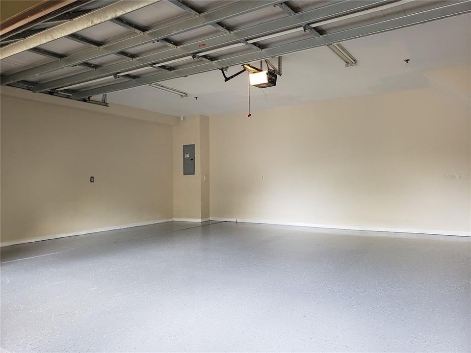 For Rent: $2,200 (3 beds, 2 baths, 1465 Square Feet)