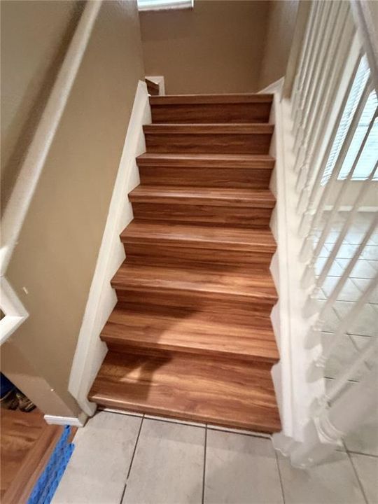 For Rent: $2,200 (3 beds, 2 baths, 1465 Square Feet)