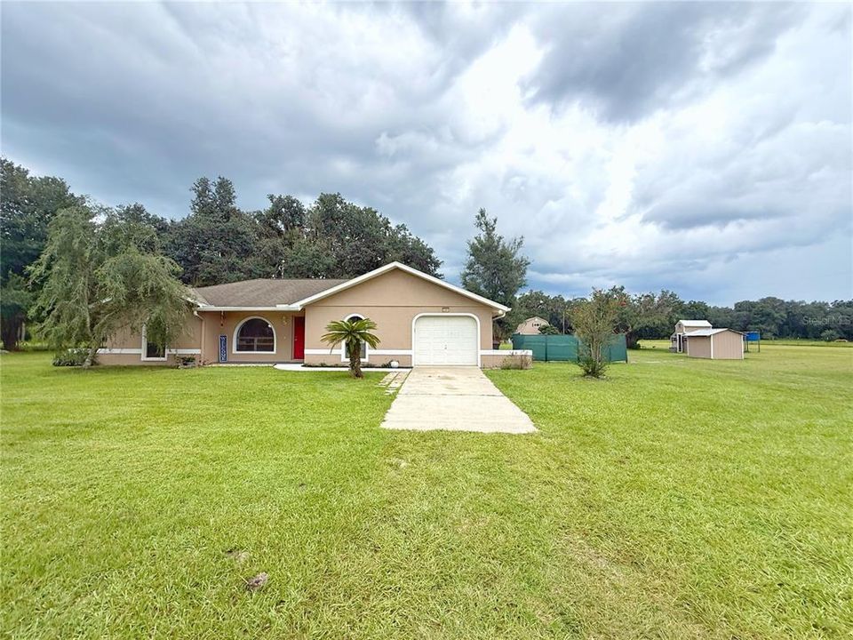 En Venta: $749,900 (3 camas, 2 baños, 2740 Pies cuadrados)