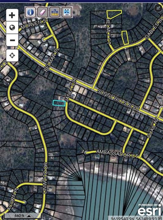 На продажу: $16,000 (0.37 acres)