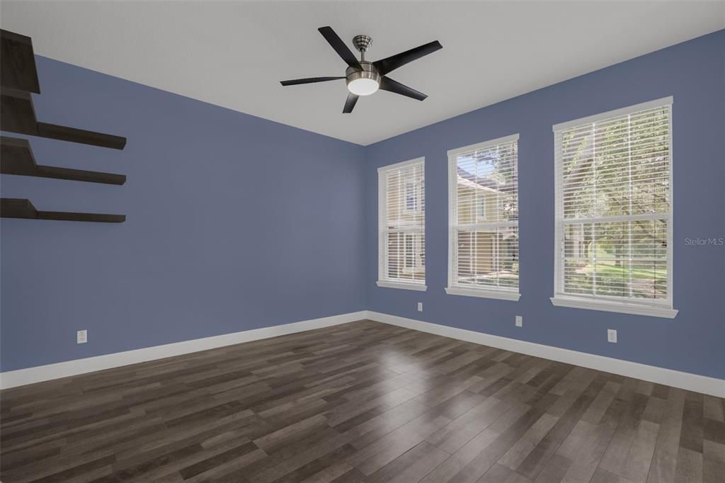 For Rent: $2,300 (3 beds, 2 baths, 1595 Square Feet)