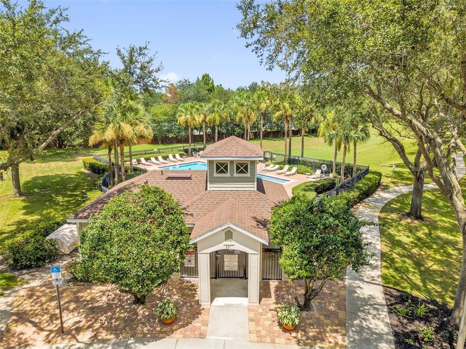 For Rent: $2,300 (3 beds, 2 baths, 1595 Square Feet)