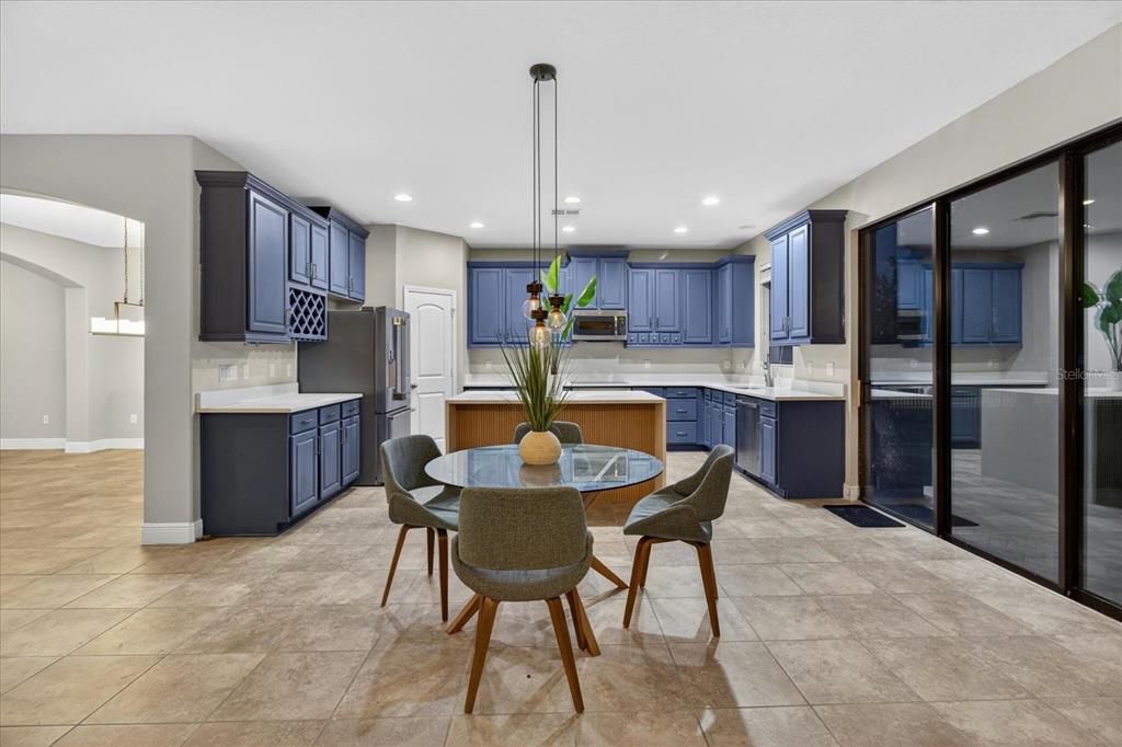 В аренду: $3,950 (5 спален, 3 ванн, 3440 Квадратных фут)