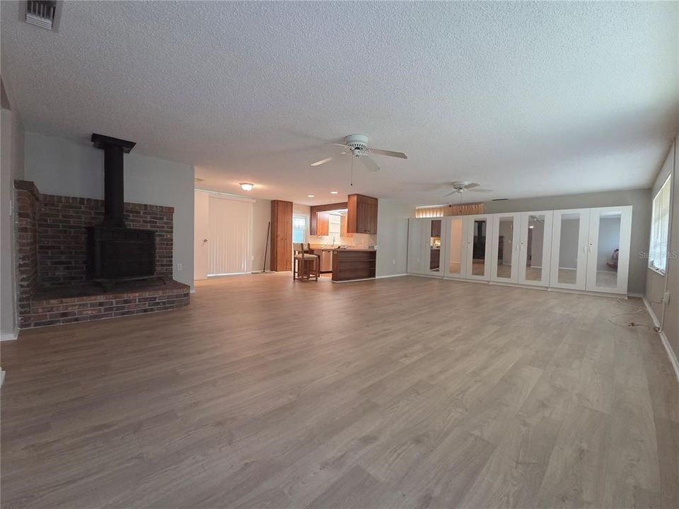 В аренду: $2,500 (3 спален, 2 ванн, 1438 Квадратных фут)