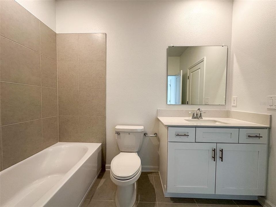 En Renta: $2,450 (3 camas, 2 baños, 1795 Pies cuadrados)