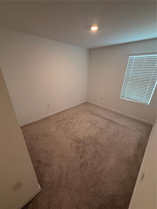 For Sale: $275,000 (3 beds, 2 baths, 1373 Square Feet)
