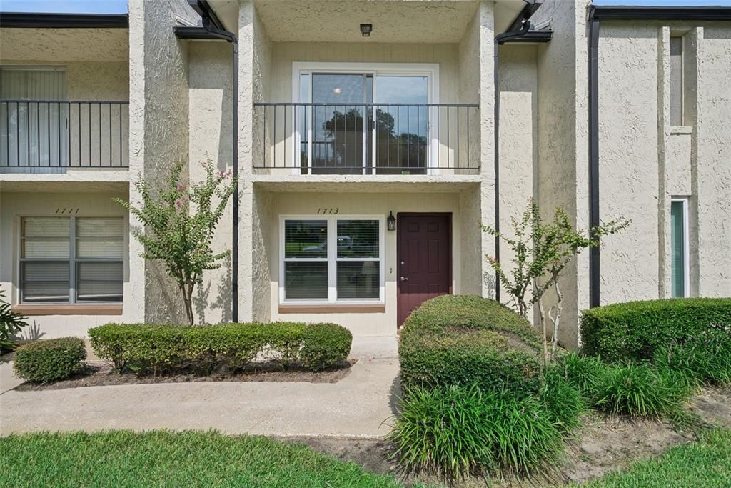 For Sale: $249,000 (2 beds, 3 baths, 1328 Square Feet)