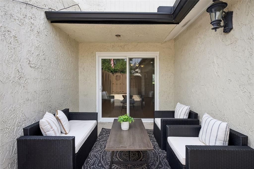 For Sale: $249,000 (2 beds, 3 baths, 1328 Square Feet)