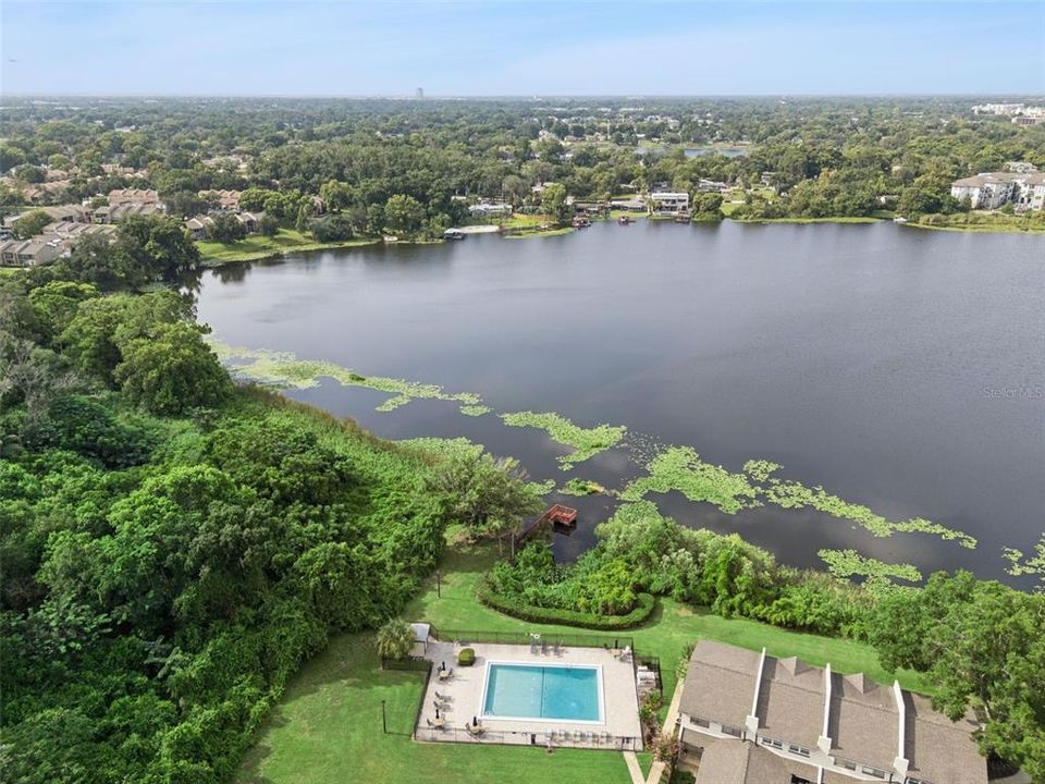 For Sale: $249,000 (2 beds, 3 baths, 1328 Square Feet)