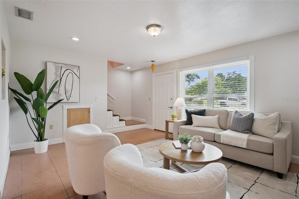 For Sale: $249,000 (2 beds, 3 baths, 1328 Square Feet)