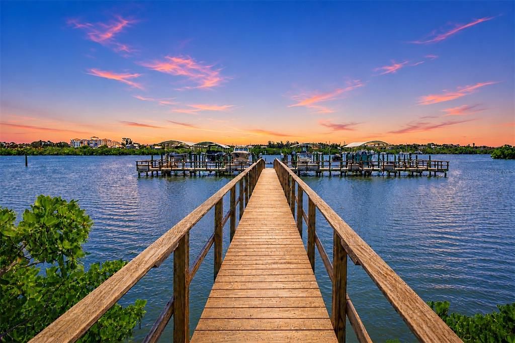 En Venta: $933,888 (3 camas, 2 baños, 1560 Pies cuadrados)