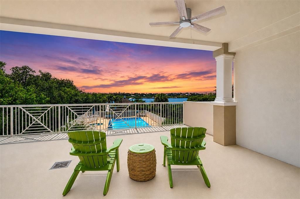 En Venta: $933,888 (3 camas, 2 baños, 1560 Pies cuadrados)