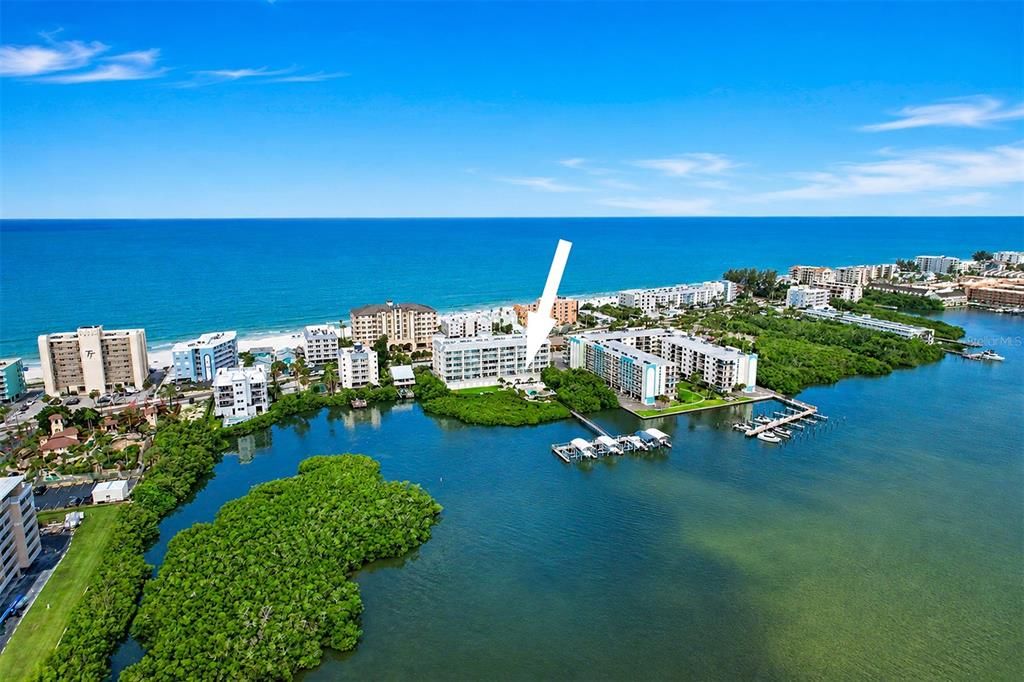 En Venta: $933,888 (3 camas, 2 baños, 1560 Pies cuadrados)