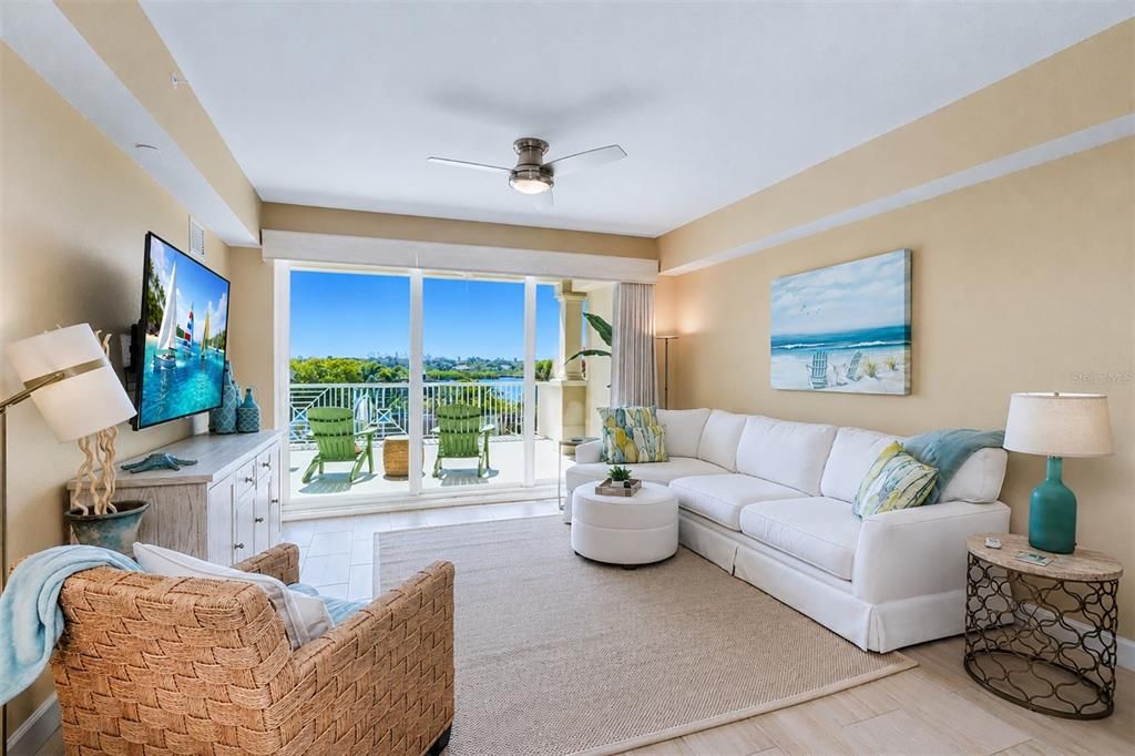 En Venta: $933,888 (3 camas, 2 baños, 1560 Pies cuadrados)