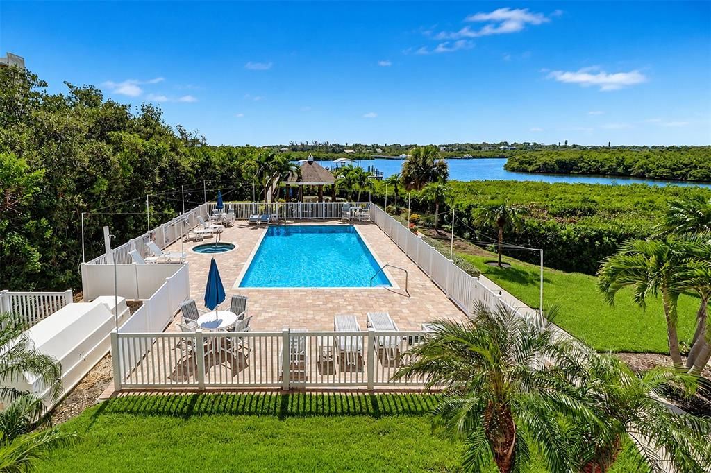 En Venta: $933,888 (3 camas, 2 baños, 1560 Pies cuadrados)