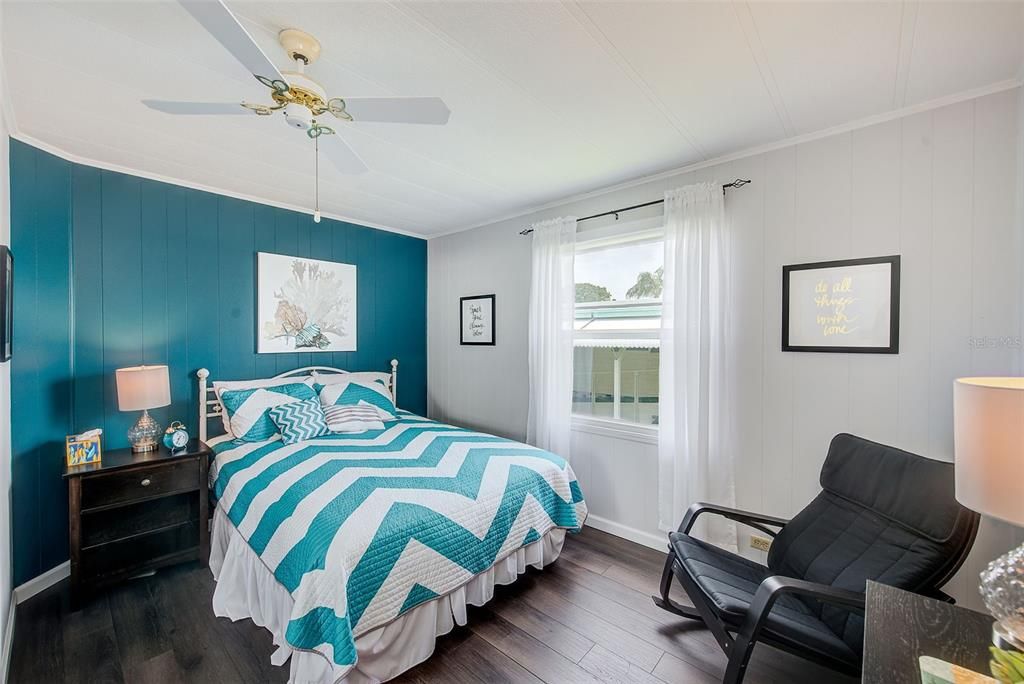For Sale: $212,000 (2 beds, 2 baths, 1152 Square Feet)