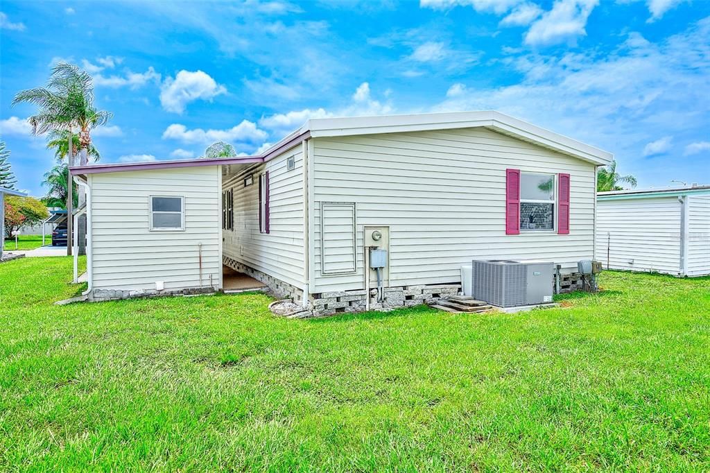 For Sale: $212,000 (2 beds, 2 baths, 1152 Square Feet)