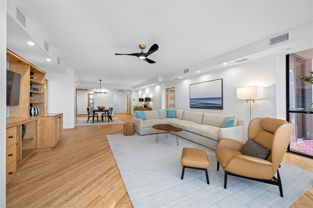 Active With Contract: $4,650 (3 beds, 2 baths, 1945 Square Feet)