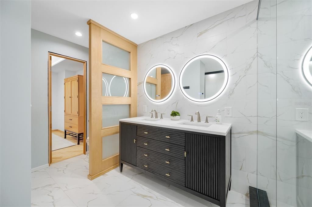 Active With Contract: $4,650 (3 beds, 2 baths, 1945 Square Feet)