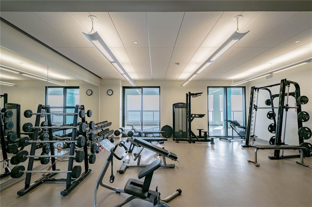 Active With Contract: $4,650 (3 beds, 2 baths, 1945 Square Feet)