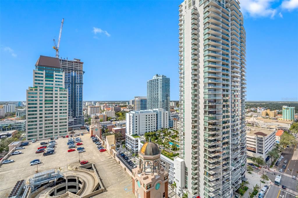 Active With Contract: $4,650 (3 beds, 2 baths, 1945 Square Feet)