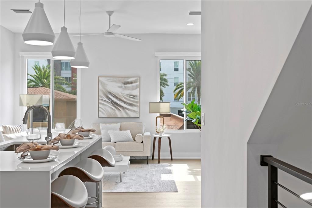 Active With Contract: $4,000 (2 beds, 2 baths, 1679 Square Feet)