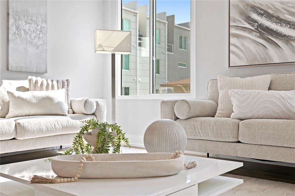 Active With Contract: $4,000 (2 beds, 2 baths, 1679 Square Feet)