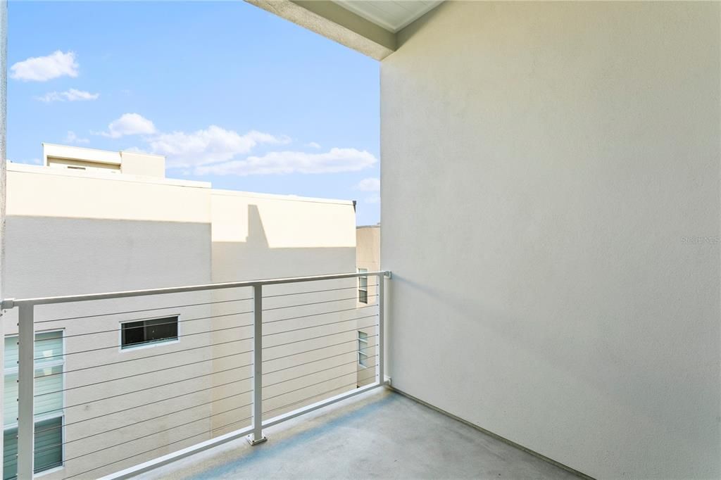 Active With Contract: $4,000 (2 beds, 2 baths, 1679 Square Feet)