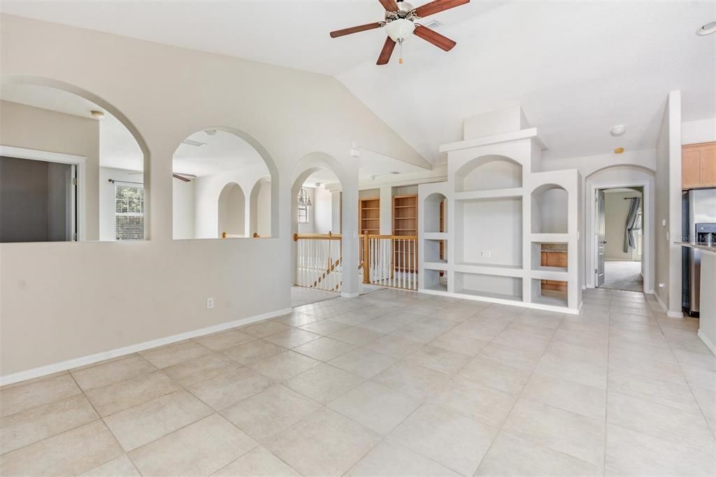For Rent: $2,400 (2 beds, 2 baths, 1738 Square Feet)