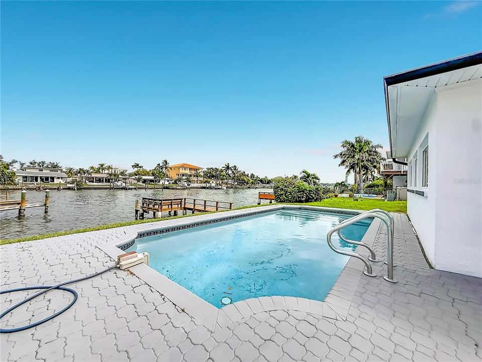For Rent: $5,500 (3 beds, 2 baths, 1889 Square Feet)