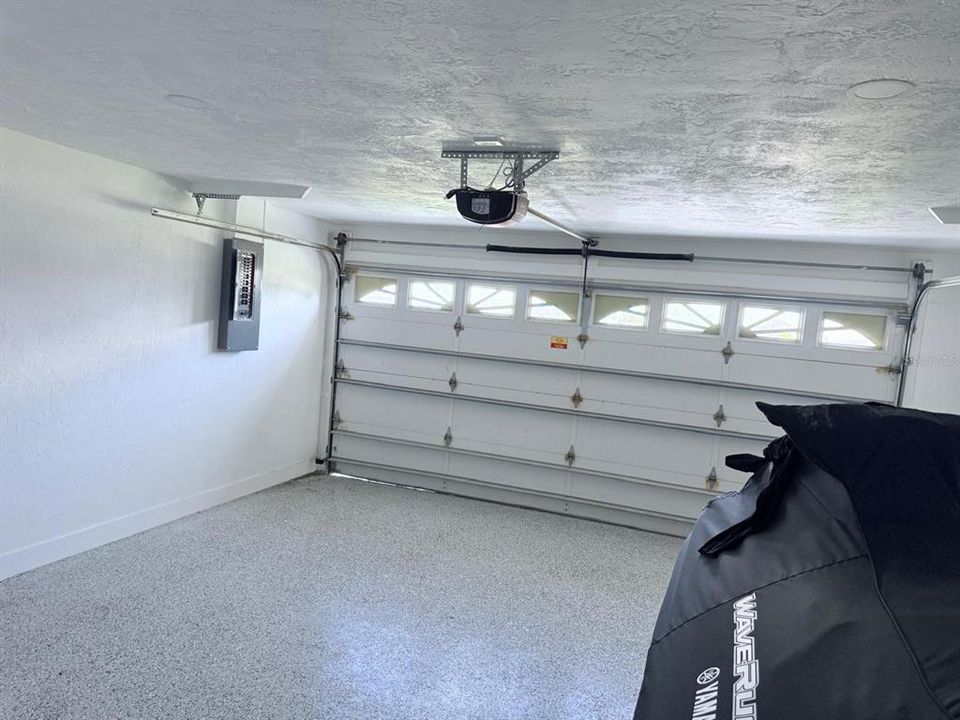For Rent: $6,250 (3 beds, 2 baths, 1889 Square Feet)
