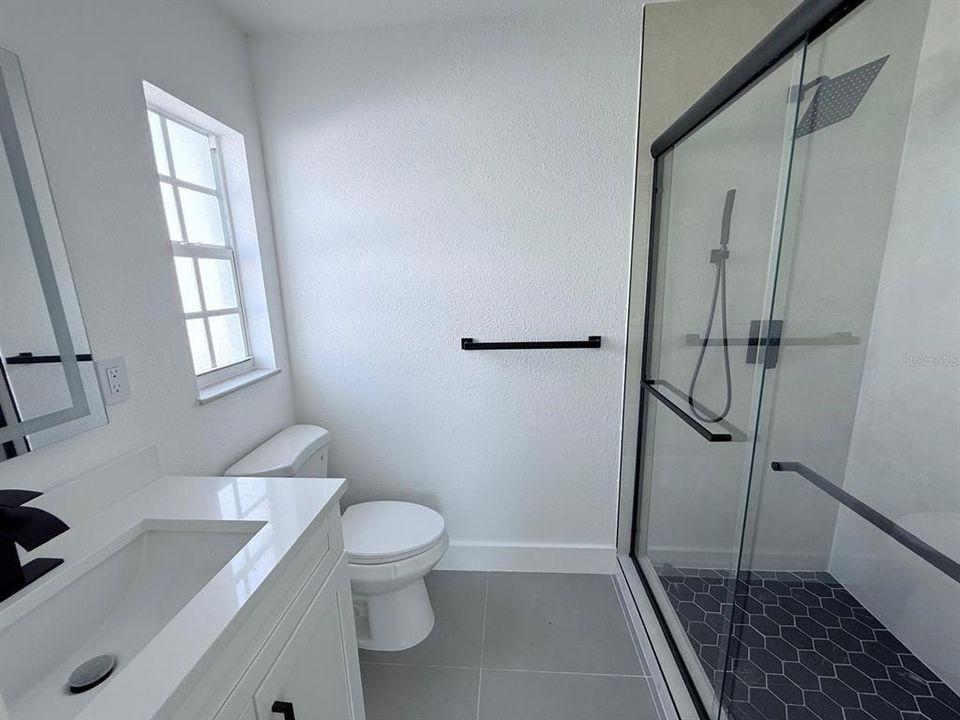 For Rent: $6,250 (3 beds, 2 baths, 1889 Square Feet)