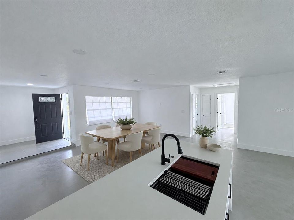 For Rent: $6,250 (3 beds, 2 baths, 1889 Square Feet)