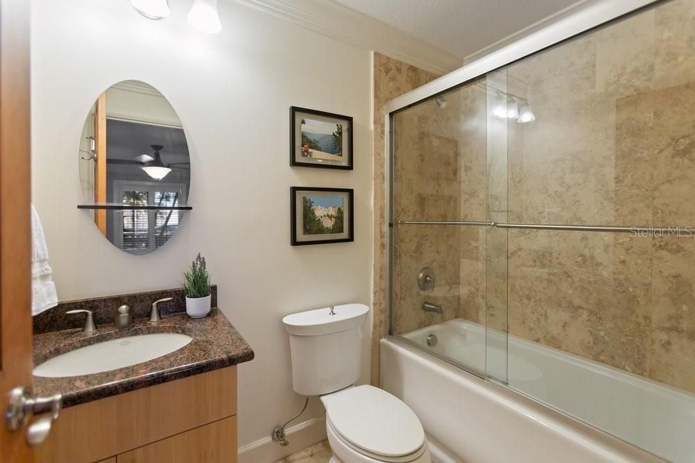 En Venta: $634,999 (3 camas, 3 baños, 2534 Pies cuadrados)