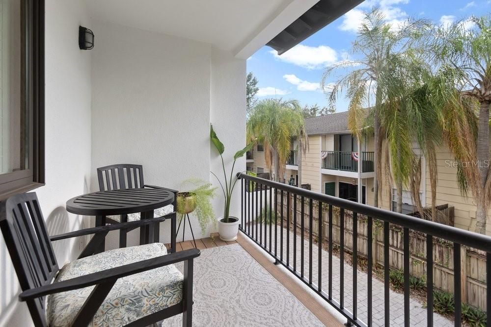 En Venta: $634,999 (3 camas, 3 baños, 2534 Pies cuadrados)